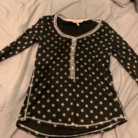 Victoria Secrets PJs - Picture 7 of 7